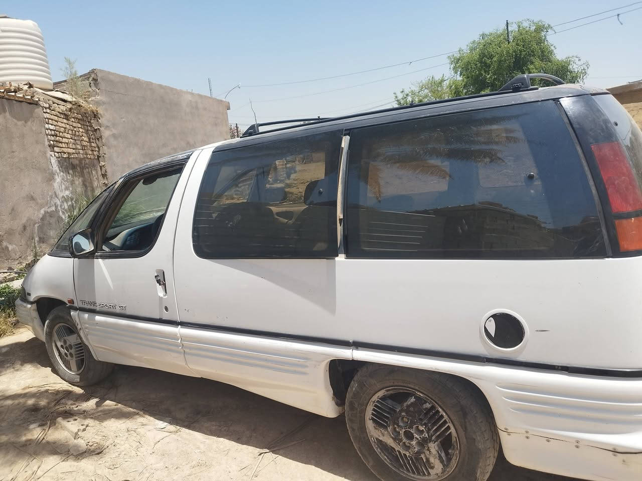 بونتياك موديل 92نضيفه كير ومحرك كفاله شرط رقم صلاح الدين الماني 7راكب تحويل ثاني يوم مكاني بغداد بسمايا 17ورقه ***********واتساب
