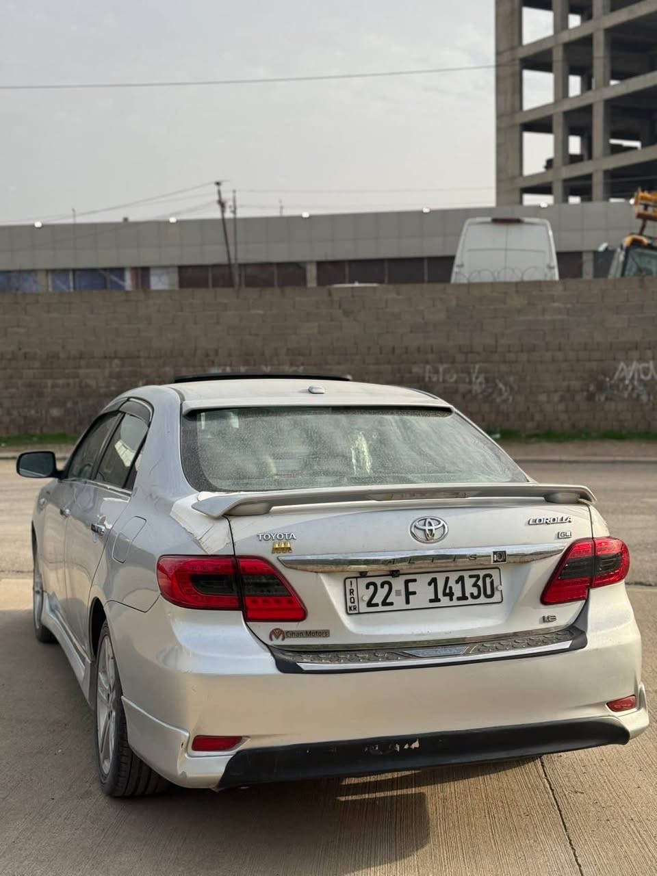 تۆیۆتەکرۆڵا ٢٠٠٨ کرایتە ٢٠١٣ سەیارەکە فول مواسەفاتە  تایەو ویلی١٧  ئاوێنە شەفتە سلایتە تەبرید لەمسە گێر تۆماتیک مەکینە ١٨ رەقەموو سەنەوی تا ٢٠٣٠ یە بە نسبەت پارچەکانی ٣پارچەی هەیە چامرغی پێشەوە چامرغی پشتەوە. لەگەر قەپاغ سندوقی  کەمێک جەمپی پێشی هەیە  بۆ سعری سەیارەکە 105 وەرەقەو مەعامەلەیەکی برایانە. رەقەم تەلەفۆنی ساعێب سەیارە….. ***********؟ أربيل, العراق
