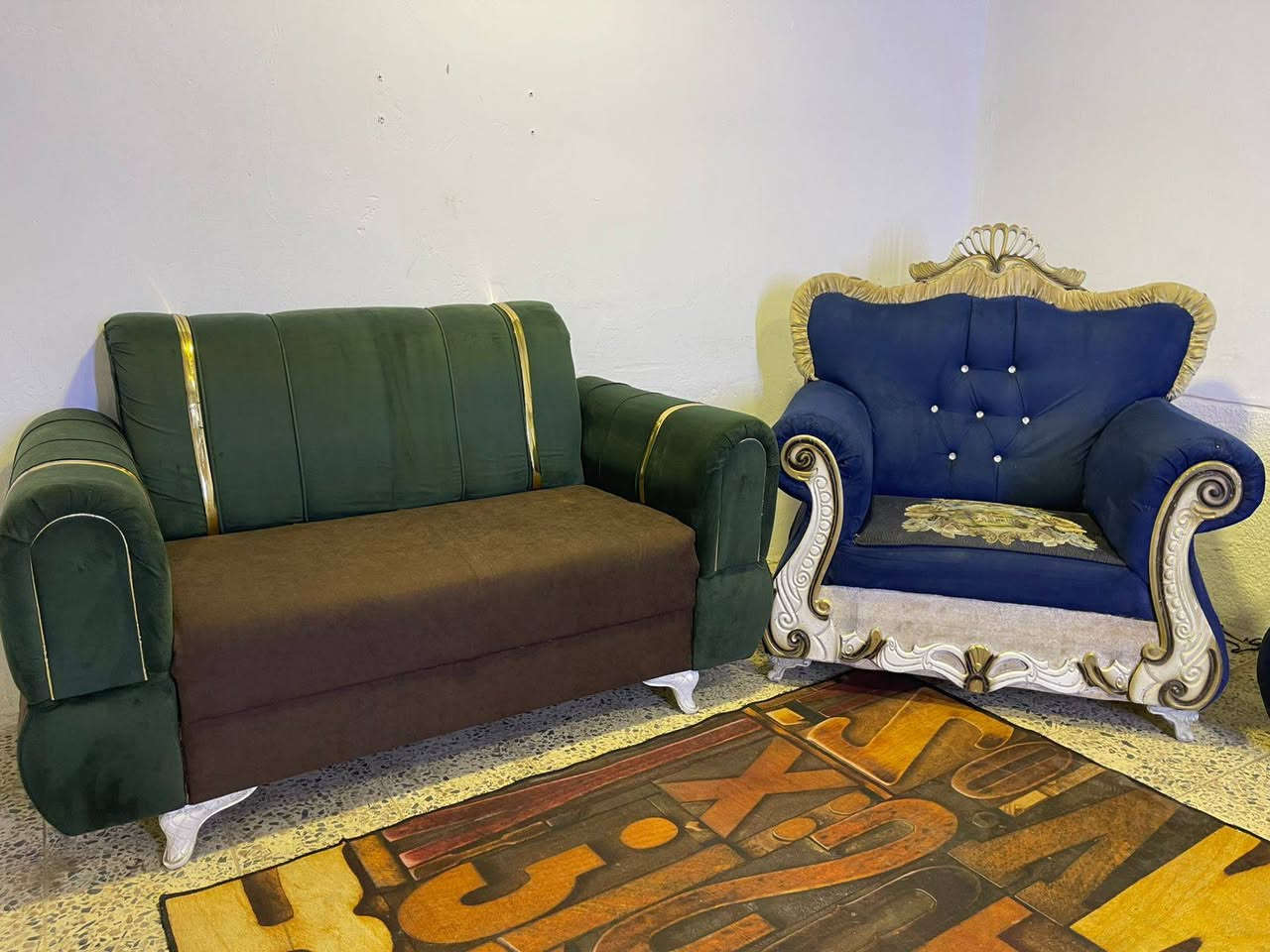 قنفات 2 تكمه توصا مع كرسي ملكي هديه بدون اي ضرر ب75 وبيهن مجال
***********
