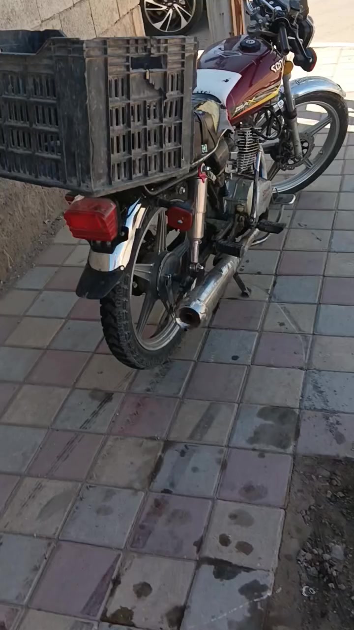 موطور يراني لبيع سعر خاص مكاني لرمادي لحوز شراي تصال ***********
