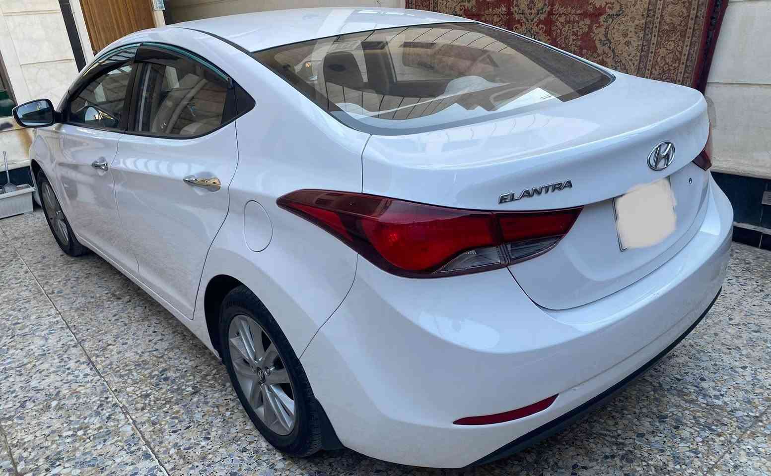 السلام عليكم
هونداي النترا خليجي نظيفه جدا رقم بغداد مكانها بغداد 
محرك 1800 دوش محرك وكبر مكفولات مع جميع اجزاء السياره 

مكفوله كفاله عامه من الصبغ على وضع الشركه 

ماشيه ٧٠ الف حقيقي مكلف بالنشر رقم صاحب السياره ***********
