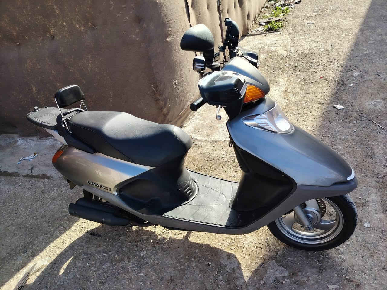 دراجه سبيسي ياباني رمبه بعده جديده
مكفوله كفاله عامه 
سعره مليون و 400 قفله من لخير 
 بدون غراض لبيه 
شراي خل يتصل ***********
