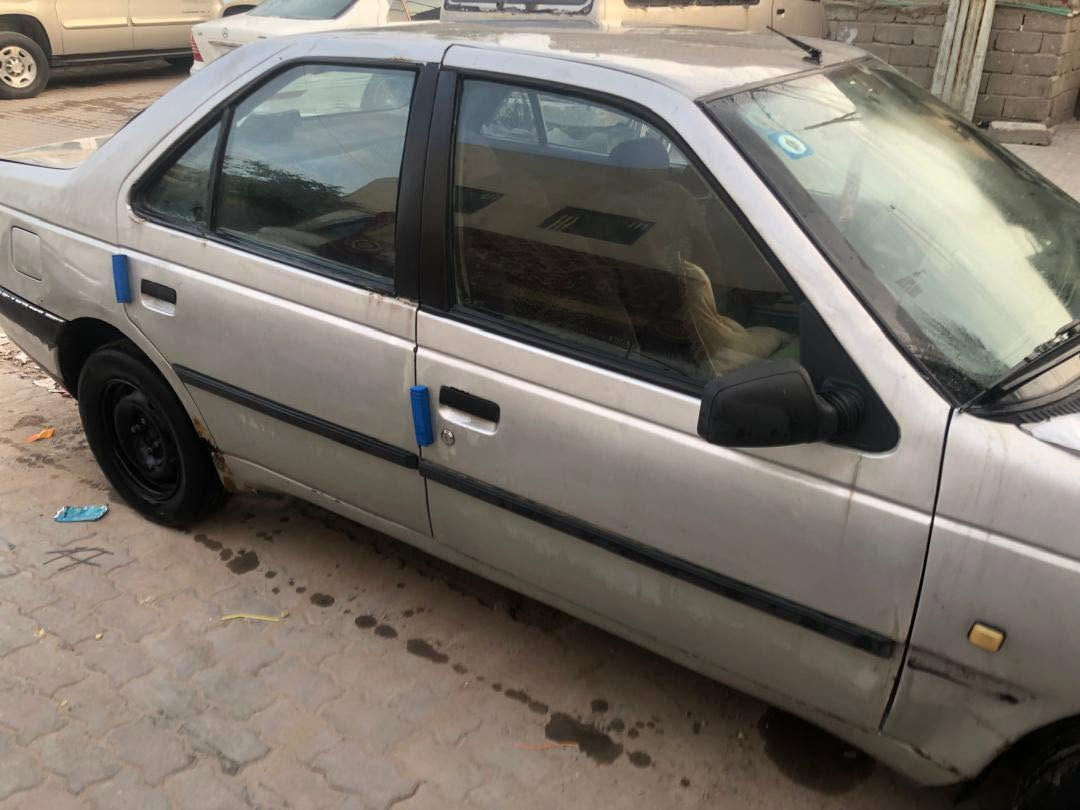السلام عليكم بيجو 405 للبيع السيارة رقم بصره بسمي كير مكينه نظاف السيارة عوزها ترتيب السعر 22 ورقه وبيها مجال للطيبين مكان البصره ابي الخصيب للستفسار ***********
