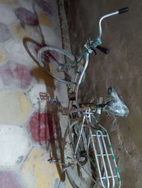 نصريه مدينه • بسكليت • قابل تفاوض