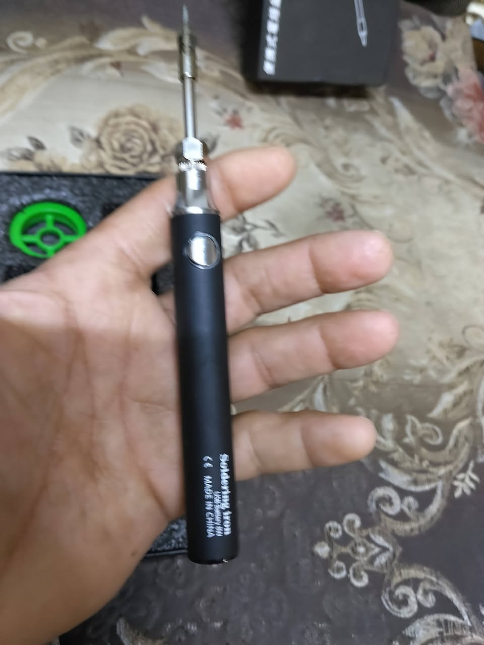 السلام عليكم
كاويه شحن
استخدام قليل
السعر 20


**إذا كنت صاحب هذا الإعلان وتريد حذفه لأي سبب، رجاءا أرسل رسالة إلى الدعم الفني**