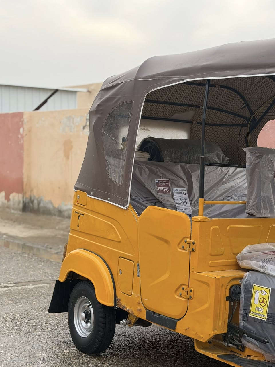 سلام عليكم
تكتك موديل 22 رقم بغداد تحويل ثاني يوم 
ديالى بعقوبة حي معلمين 
للتواصل ***********
