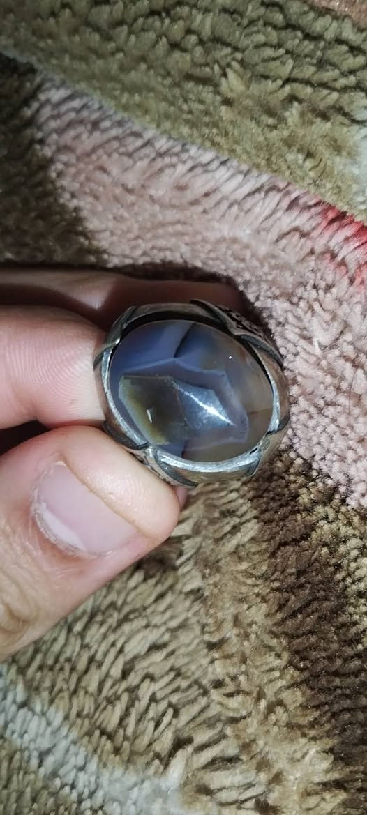 سلام عليكم شرف الشمس وياقوت احمر وسليماني مصور وهبهاب
وكلهن المحابس فضه أصلي


**إذا كنت صاحب هذا الإعلان وتريد حذفه لأي سبب، رجاءا أرسل رسالة إلى الدعم الفني**