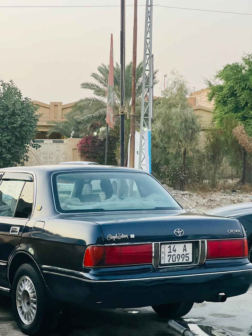 السلام عليكم عارض سياره أرنب موديل 95 سياره مكفوله من ضربه و من عيب شرعي مصبوغ جماليه محرك ثنين ونص حداديه تخم تاير تبريد شغال سياره بسمي رقم بصره مكاني ذي قار الرقم ***********
