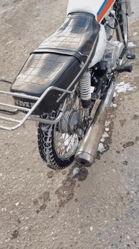 دراجه للبيع ايراني ادوات دراجه مانقصهه ايي شي دراجه حلوه بكان بصره الهارثه السعر 450 وبيهه مجال ***********
