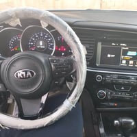 اوبتما 2015 فول واحد على واحد كلين نضيفه السياره بيع متوازي 0773718141...