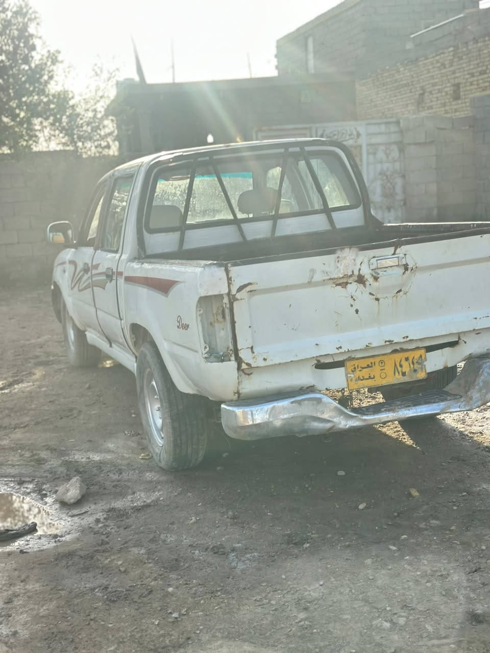 سلام عليكم بيكم دير موديل 2009 سياره جاهزه تخم تاير كير مكينه جاهزات راديتر جديد سياره عليه ضرايب ابيع كوم حديد سنويه ورقم وياه اكفله من كلشي / مكان الكوت مركز المدينه /***********/***********
