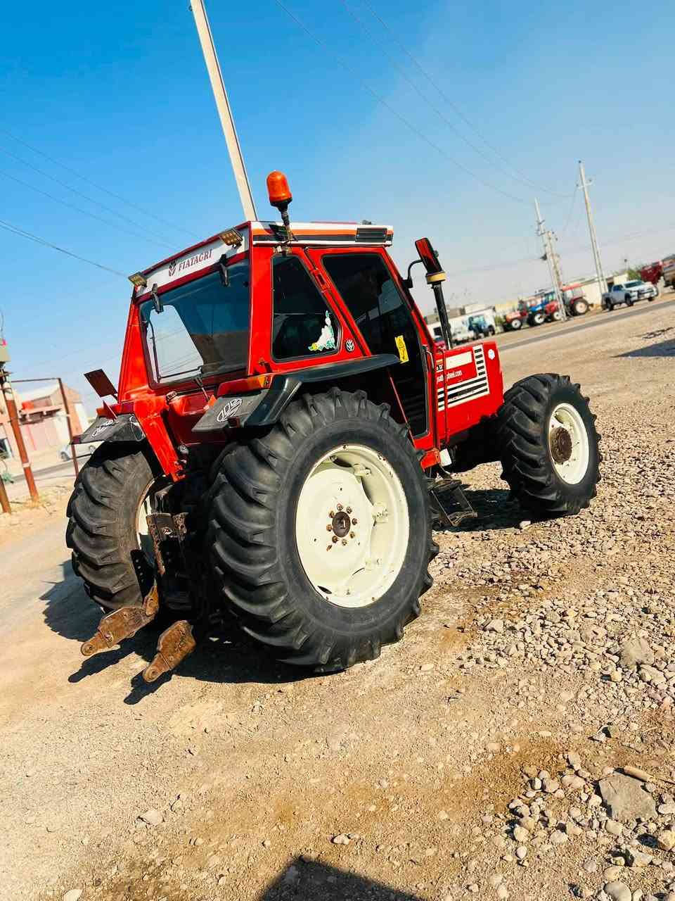السلام عليكم
فيات حجم 110فول موصفات 
اكسل بارز تكمه عريضه تبريد تخم تاير
منفيس بدون تسجيل سعر 28 ونص وبيه مجال 
مكانه وسط الزبيديه للإستفسار ***********
