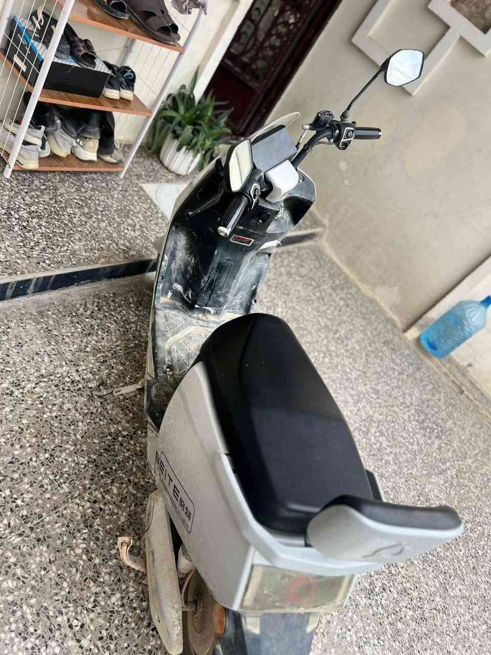 السلام عليكم دراجه شحن نضيفه جدا كلشي مابيه عطل السعر 800 وبيه مجال *********** لمعرفه التفاصيل أكثر الاتصال ع رقم
