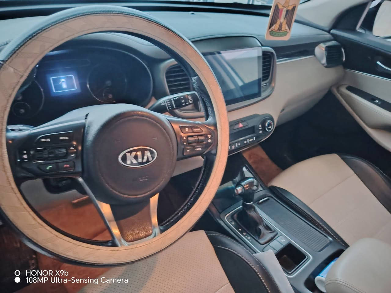 السلام عليكم
سورنتو ٢٠١٨ خليجي رقم بغداد باسمي مواصفات ٦ سلندر ٧راكب ٣ قطع تبريد زراك لايت بردات جنطة كهرباء حساس امامي وخلفي وبعد المواصفات المعروفه سونار مرفق مع الصور مكينه وكير بلادية ماشية ٨١ الف كيلو قابل للزيادة السعر ٢٣٥ ورقة للاتصال *********** أو *********** مكان السيارة الكوت حي الجامعة تحياتي للجميع
