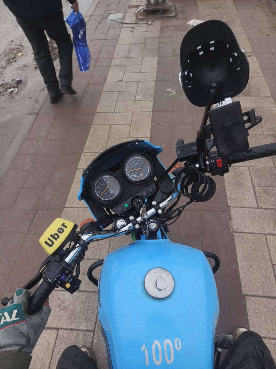 اخوان دراجه دايون ماكس موديل 2023
 للبيع كفاله مكينه اوراق اصولي
ماشيه  معامله ترقيم ع اخر خطوه باقيه ادخال بيانات  
سعر مليونين و400 قفل سويج سجينه 
التواصل وتساب ***********
