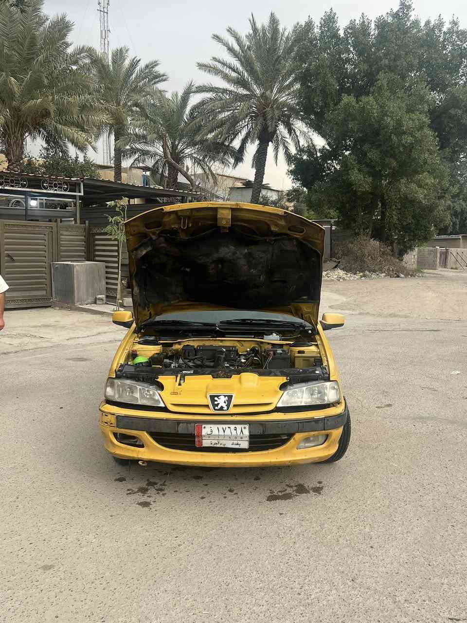 السلام عليكم
بيجو بارص موديل 2015 رقم بغداد الماني السياره لمالك واحد اني استلمتهة من لشركه محرك وكير و صدر خير من الله بيهة ضربات موضحهن بالتصوير  السعر 28
مكاني بغداد البياع
***********
