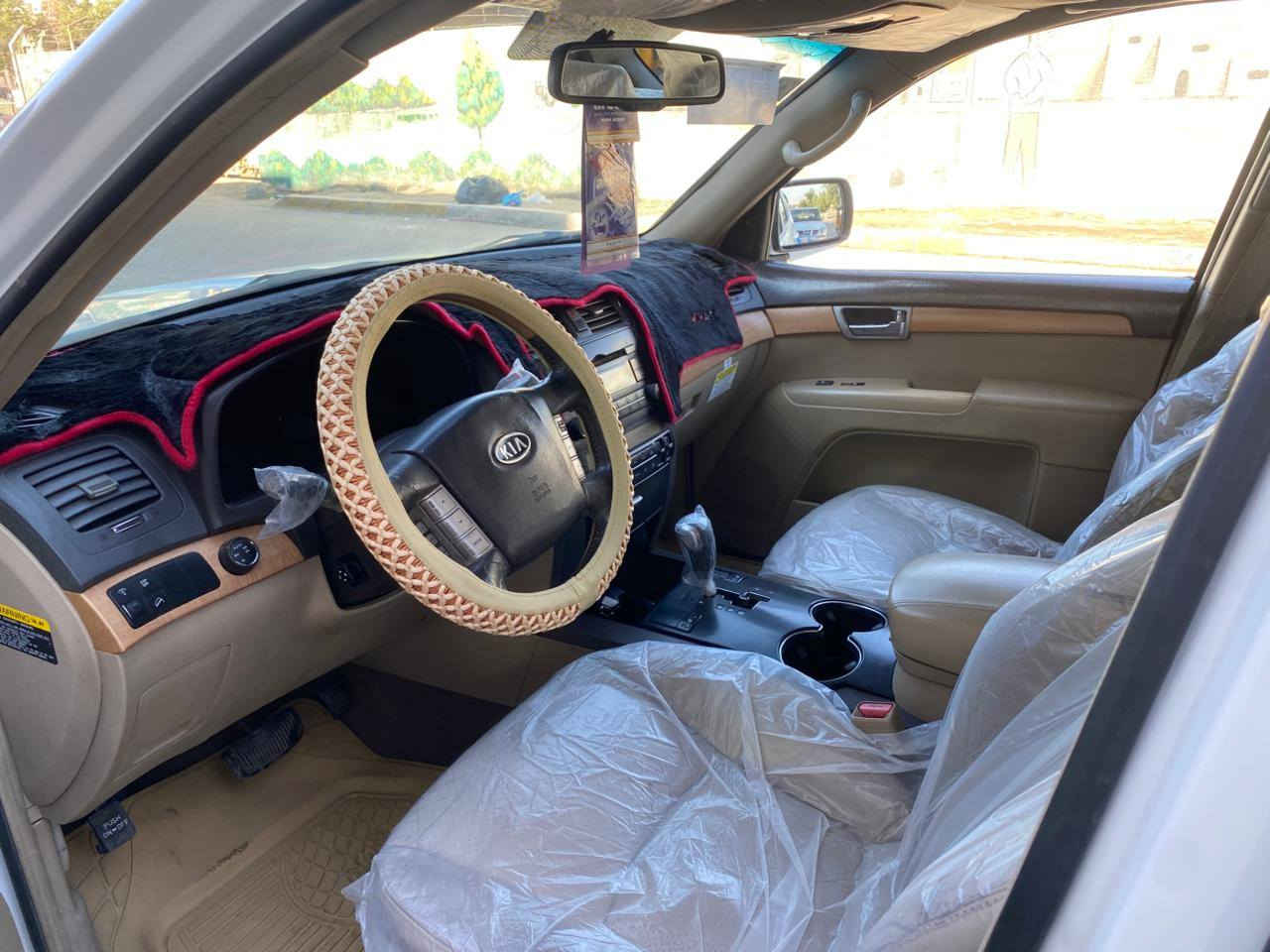 للبيع فقط مهافي 2013 رقم بغداد دولي باسمي فول مواصفات للاخير ٦ سلندر سبعه راكب السياره مصبوغه عام السعر 109ورقه الشراي يتصل مكاني بغداد 
***********
