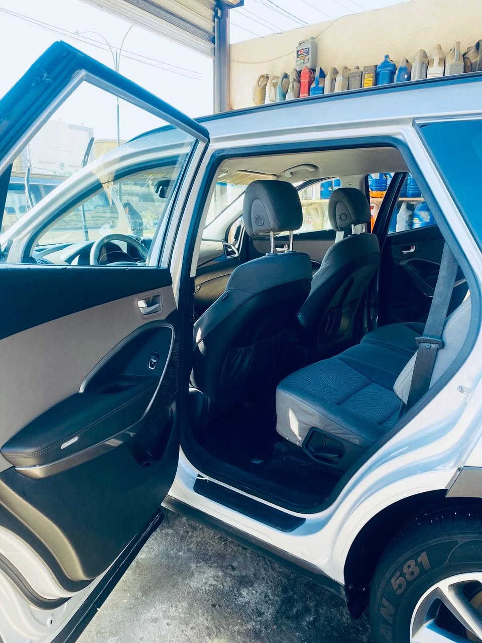 سنتافي كراند ٢٠١٧ 
سته سلندر 
سبعه راكب 
ثلاث قطع تبريد 
شاشه جبيره كامره حساسات 
سبعه راكب رقم ذي قار بسمي 
٠٧٨٣٠٩٦١٥٤


**إذا كنت صاحب هذا الإعلان وتريد حذفه لأي سبب، رجاءا أرسل رسالة إلى الدعم الفني**