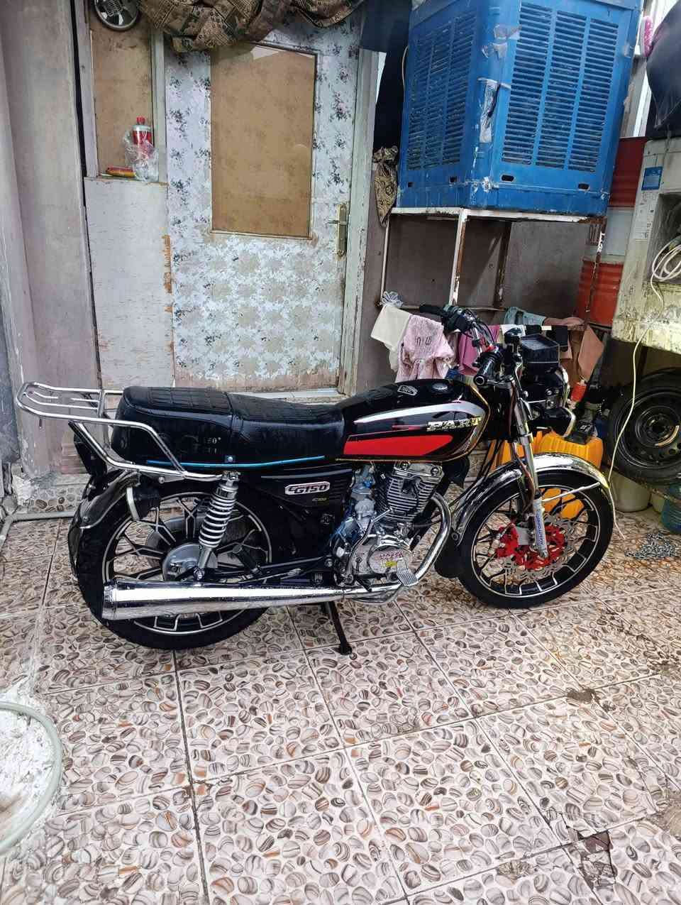 بارت 🏍200
 مرش سلف كامل كهربا شغال
مكنتو كبس منفيس 🎫🎫اصلي 
عنوان اربيل

*********** وتس 

➡ ➡📲وتساب موجد ✅
السعر 595الف. الف بي حق جيه فقط ➡
بي حق جيه 
ملاحظه ➡محرك مكنه كبس ✅
*********** 🏍🛵🏍
