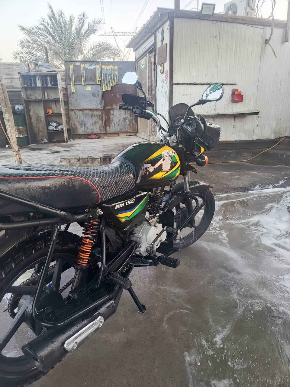 بوكسر وكالة
بوكسر وكالة
السلام عليكم
بوكسر مديل 2022 اصل..
بعدها بحالة الوكالة مكفولة كفالة عامة 
جايبها قبل سنة ماعدى العينة احترگت عندي وجبتلها وحدة وطلعت تجاري...
رقم وسنوية بأسمي انكليزي بصرة
معتني بيها اعتناء خاص
سعرها مليونين ونص وبيها مجال كلش قليل
للاستفسار ***********
وبخدمتكم
