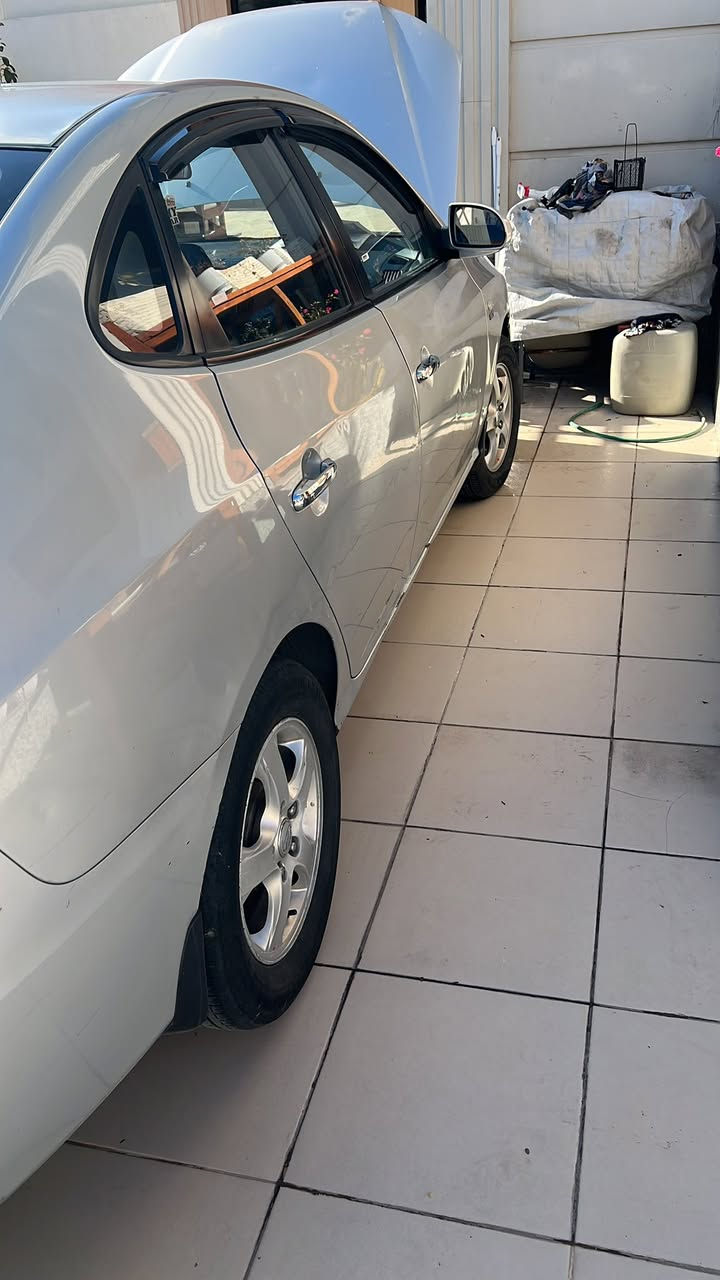 السلام عليكم 
افانتي 2008 مكينه 16 دكشن عالي  فووول مواصفات مري شفط تتفئه كشنات تبريد بيانو  مكينه وكير طخم كله شرط تايرات جدد  رقم بغداد شرط التحويل 
السياره بدون قطره صبغ  فقط بارد 3 مكانات بسيطه 
السعر :103وبيها مجال 
مكاني زاخو 
***********9 بي واتساب
