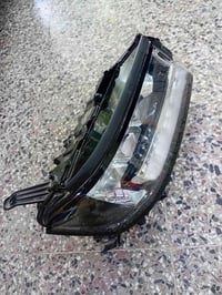 السلام وعليكم لايت لاندكروز جديد اصلي الجه اليمنه سعر 5 ورقات عنوان بغ...