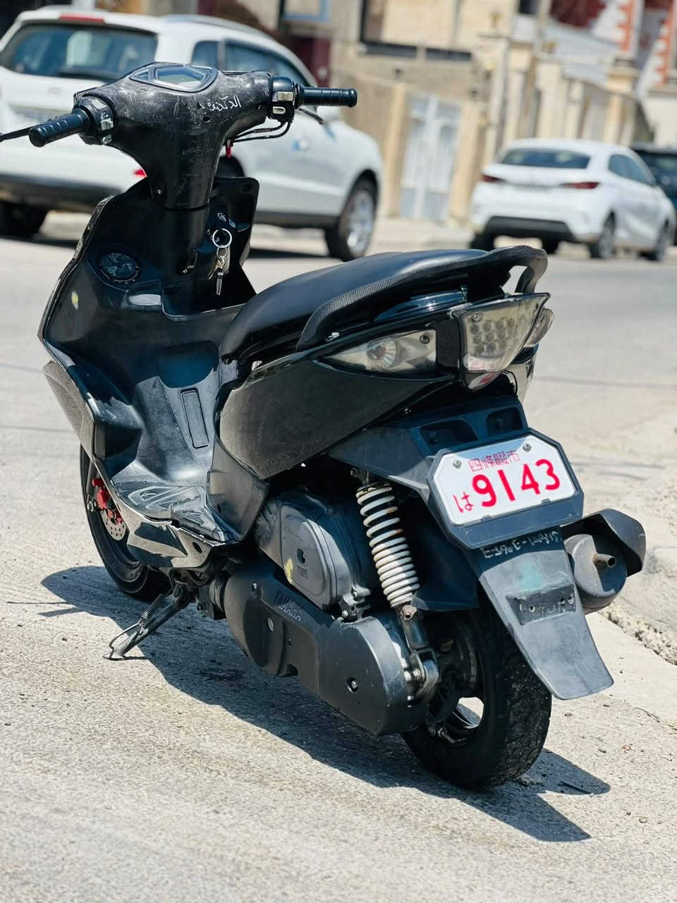 ماكس مضلع حديث دشبول وبكلايت حديث ممشاها 45 كيلو حقيقي
الدراجه كلها بلاديه برغي ممفتوح بيها تجي واشوفها احلى من الصور مكاني بغداد السيديه اي ستفسار *********** واتساب مامتواجد ع الفيس تحياتي💜
