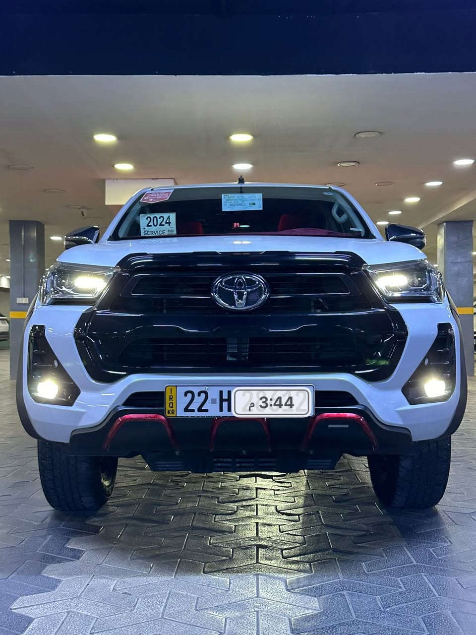 للبيع  او مراوس بيكم ساز تي اردي هايلوكس TRD 2024 رقم اربيل  ماشية 30 
كفال عام سياره بعده زيرو 
مواصفاته فول 1/1 :
المحرك6سندر 
2: اشاره ترحيب 
3: ثلاجه ❄️ 
4: تبريد قطعتين ❄️
5: فور ويل 4x4
:: كامره خلفيه
المري قلب  
السعر. 368 بيهة مجال  كلش بسيط 
للاتصال :***********
