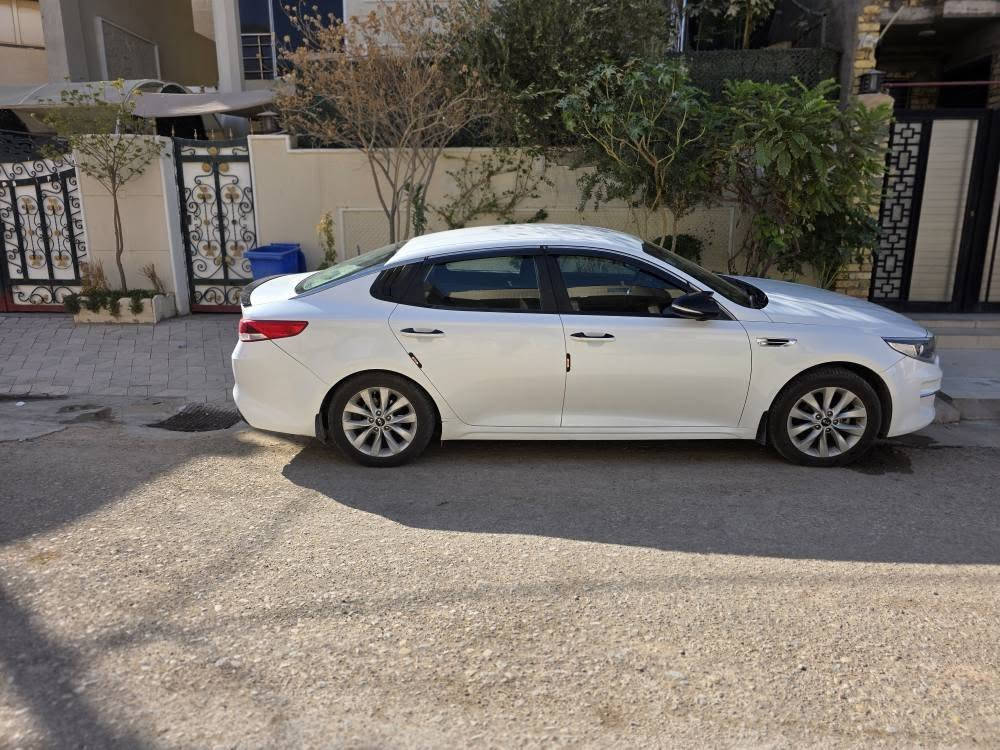 اوبتما 2018 خليجي مكفولة
محرك 2400 دوش 
ماشية 80 الف كيلو 
رقم واسط باسمي 
تحكمات تبريد قطعتين لايتات شمسي شادلهة شاشة كامرا . 
السيارة جديدة بمعنى الكلمة استخدام شخصي جانيهة من سنة 2023  دهن amsoil الامريكي وبانزين محسن وادامة كاملة مسويلهة فيت بم جديد   بلكات جديد موبز  تايرات دنلوب ياباني  ماناقصهة اي شي كاملة مكملة. 
السعر 187 وبيهة مجال بسيط 
المكان كوت المركز  
***********
