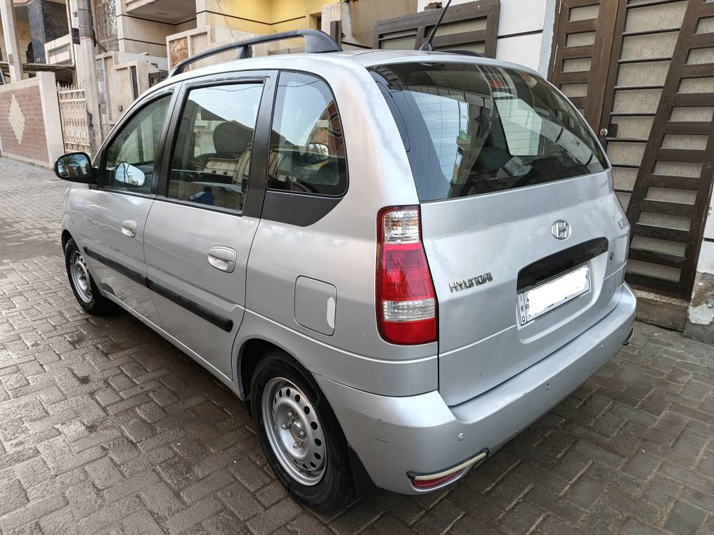 هيونداي ماتركس محرك ١٦٠٠ موديل ٢٠١١ لون سلفر رقم بغداد سنوية ٢٠٢٩ بسمي تحويل ثاني يوم... جارد الكلير بعض الأماكن صبغ دعاميات.لاضربة ولا تبديل بارد قليل بالباب الخلفي ..تخم تاير جديد صيانة دورية كاملة مكان السيارة بغداد الحرية. للتواصل رقمي *********** بي واتساب السعر ٨٣ ورقة. بغداد, العراق
