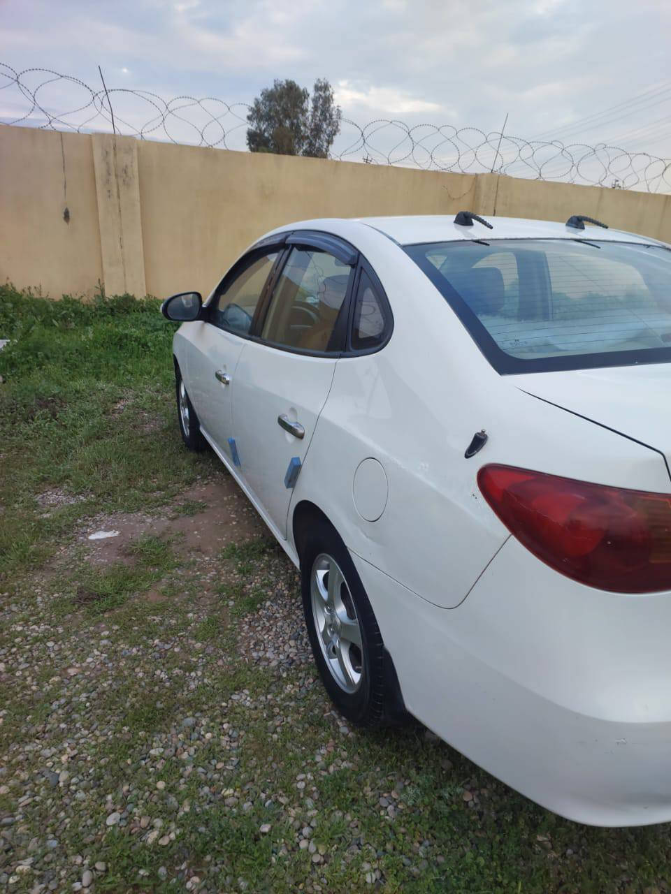 النترا موديل 2010 خليجي 
رقم أربيل إنكليزي 
سنوية لغاية 2030
هزة جديدة ماساقطة 
تدفئة تبريد شغالة 
تواير جديد حدادية كاملة 
تحكم استيرن جهتين ويل كب 
مري شفط اشاير بالمري 
مع شاشة ٤دسك 
السيارة بدون حادث والسونار موجود 
محرك ١٦٠٠

***********
