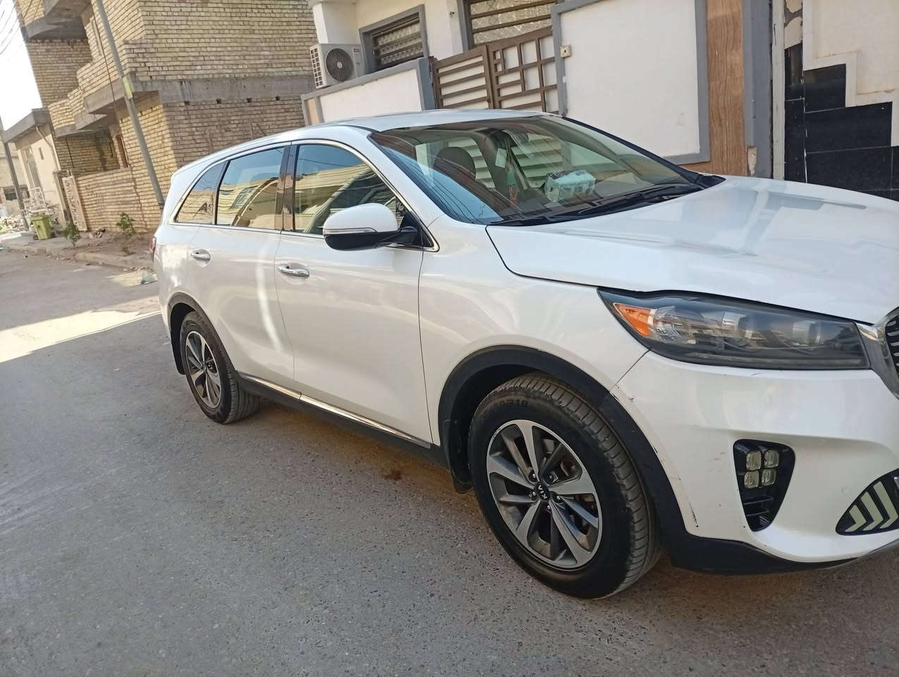 السلام عليكم  سورنتو موديل 2020 امريكي بغداد للبيع سعر 160رقم بغداد كير محرك  شركه صبغ تقريب حزام مكان بغداد الدوره ***********
