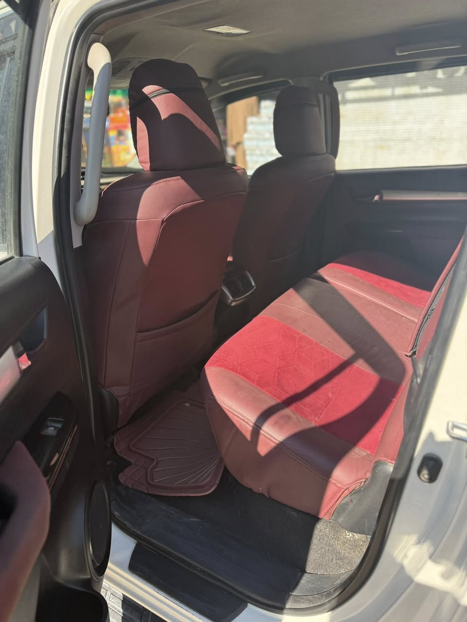 السلام عليكم بيكم هايلوكس دبل قماره تحكمات ستيرن شاشه كبيره بلادي فور ويل كفاله عام عدا بارده خفيف بالبنيد غير متواجد عل فيس اتصال على هاذه الرقم ***********
***********
