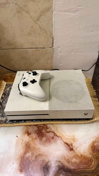 🎮 اكسبوكس ون اس واحد تيرا 🕹️ ويا يد أصلية + جميع ملحقاته  الجهاز نظيف ...