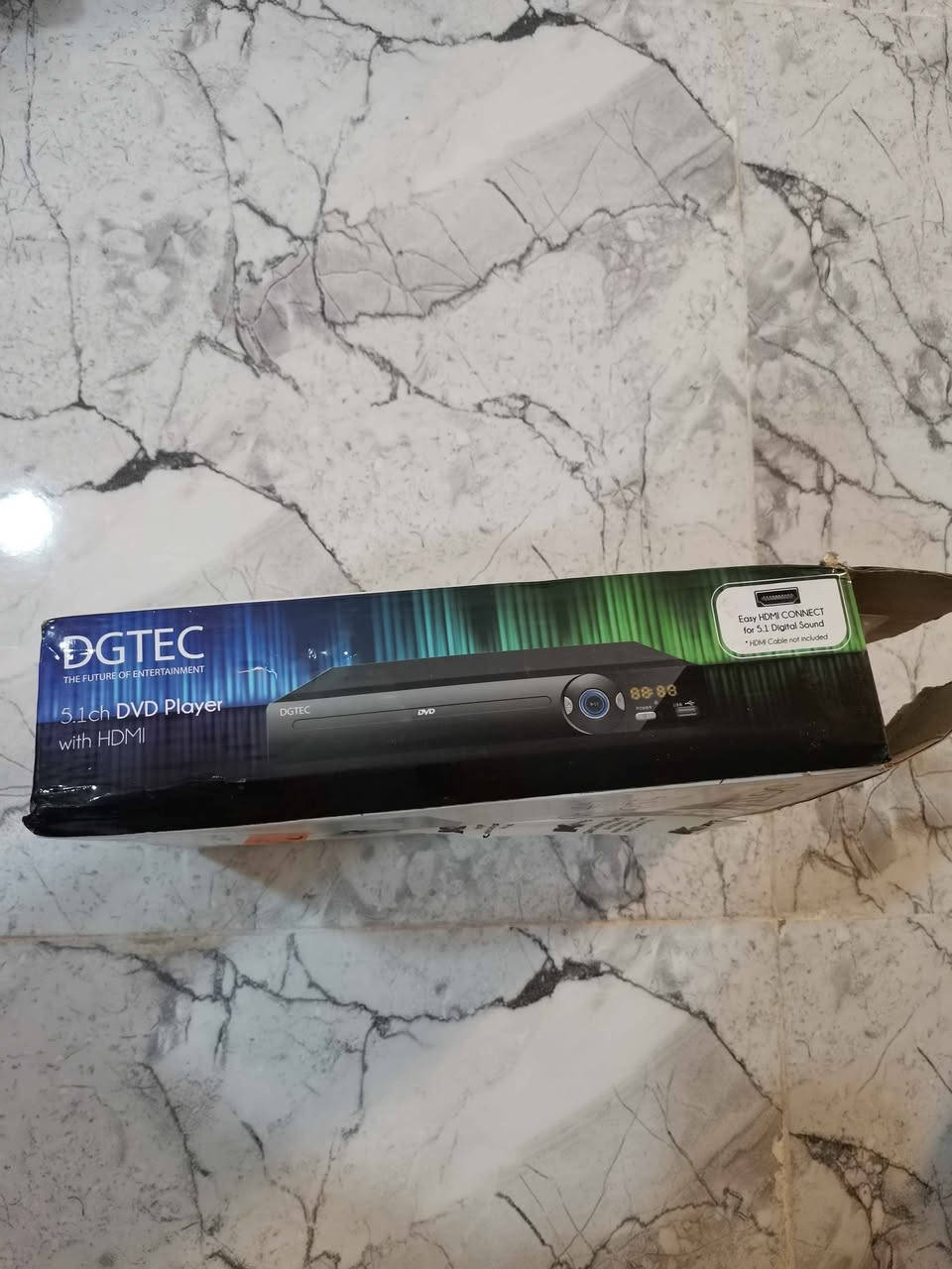 مشغل DVD دي جي تك DGTEC أصلي*  
المواصفات: يشغل DVD + CD + USB فلاش + HDMI  
صوت محيطي 5.1ch، كل المناطق All Region  
الحالة: نضيف 100%، بالكارتون ماتته  
السعر: 40 الف التوصيل مجاني موصل, نينوى


**إذا كنت صاحب هذا الإعلان وتريد حذفه لأي سبب، رجاءا أرسل رسالة إلى الدعم الفني**
