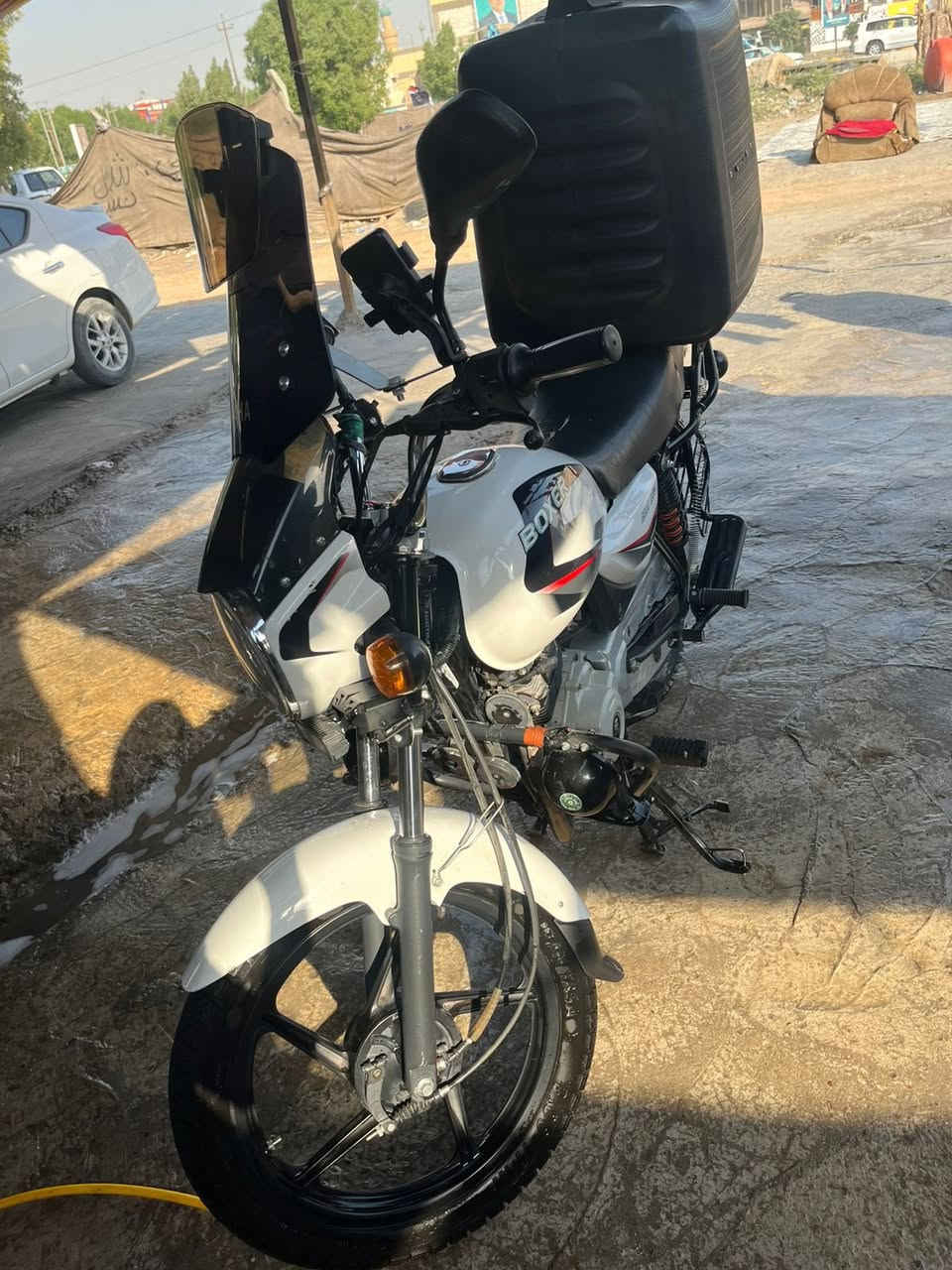 سلام عليكم بوكسر موديل ٢٠٢٣
 دراجه سنويه  بسمي الدراجه رقم نجف تحويل ثاني يوم 
الدراجه مكفوله  من كهربايات كير مكينه نعومه حادث كله مكفوله وجاهزه مابيها نقص سعرها مليونين  150وبيها مجال الرقم ***********
