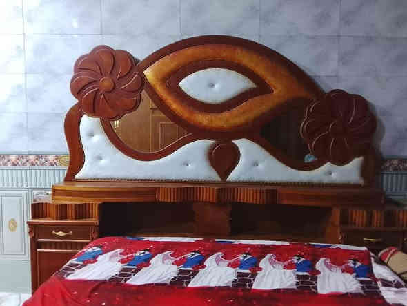 غرفه ميز مرايه جربايه كنتور تزكام ب650
وبيها مجال *********** عمارة
