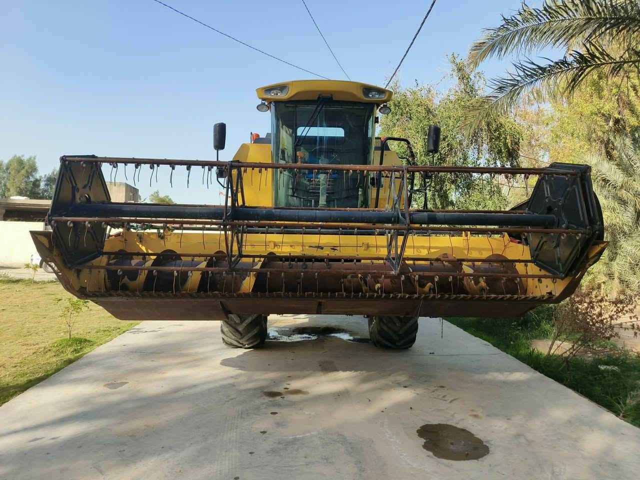 حاصوده للبيع موديل 19 قايش حره وضع شركه حجم 5040 عاده2000 رقم سليمانيه العنوان نجف ناحية العباسيه ***********
