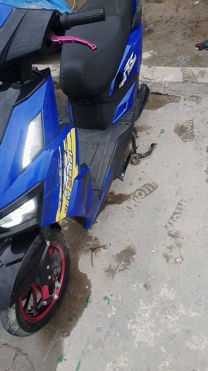 دراجه ام تي ار ملف 2000 ضد ماء سرعتها 70
باتري عدد 6
مكان حي اور 
السعر 450
الاتصال عل ،***********
