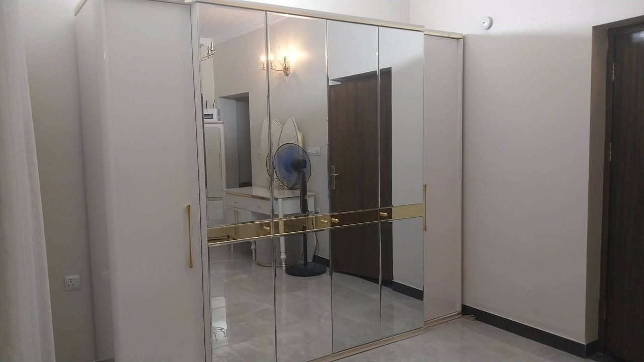 السلام عليكم أغراض للبيع الاستفسار على الخاص


**إذا كنت صاحب هذا الإعلان وتريد حذفه لأي سبب، رجاءا أرسل رسالة إلى الدعم الفني**