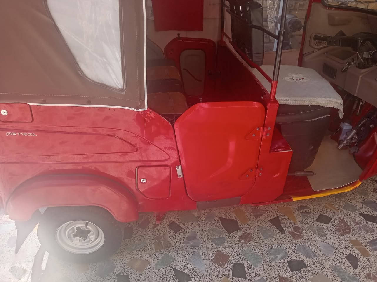 السلام عليكم تكتك 22 لبيع
رقم الهاتف ***********
