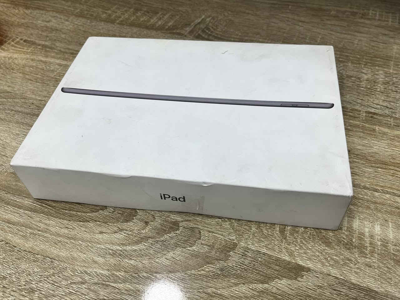 ايباد جيل السابع
ذاكره 128 
نضافه 100‎%‎ 
ممفتوح يحتاج بس بطاريه 
سعر 150 بي مجال
بغداد الكمايه ***********
