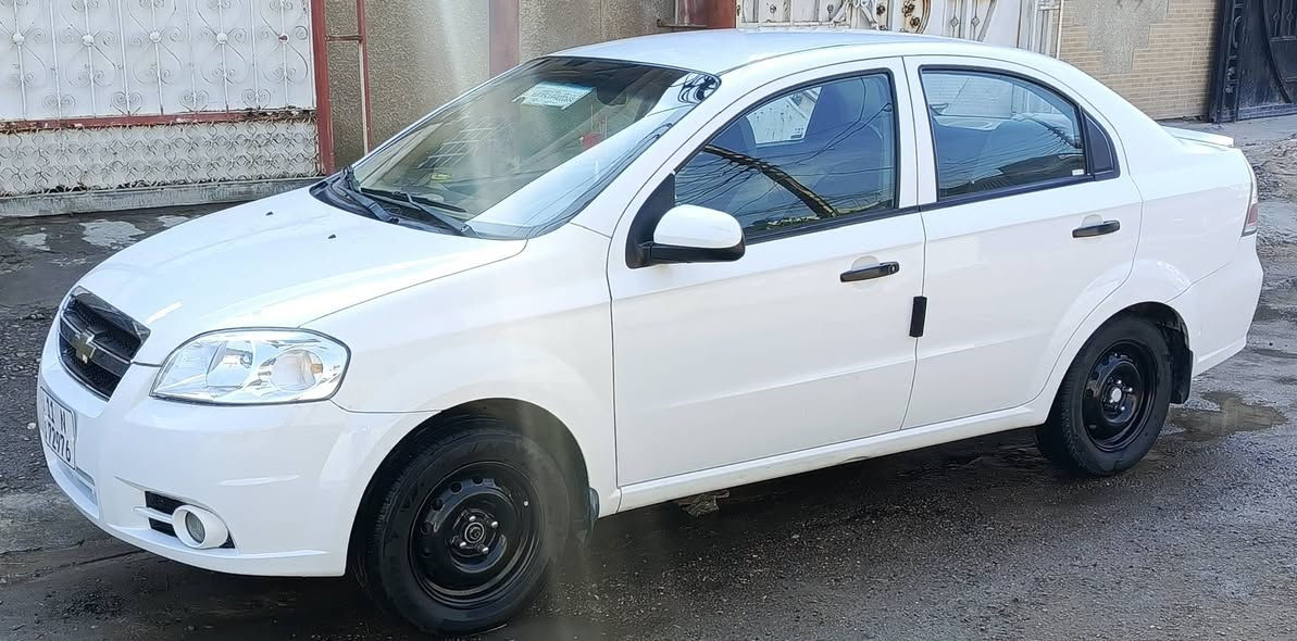 السلام عليكم
للبيع افيو 2011 شركه عامه 
رقم بغداد الدولي باسمي 
كير مكينه صدر تبريد على الشركه ترايك زيرو 
بيه جاملغ امامي مبدل اصلي 
وهذا السونار بل صور 
ماشيه 135
شاشه كامره 
السياره جاهزه مابيه اي نقص 
السعر 78 وبيه مجال كلش قليل 
بغداد حي الجهاد 
***********
