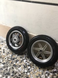 ويل نجمه مثل ما موضح بل صوره سعره ٢٣٠ هوه والتايرات  مكاني الدوره شارع...