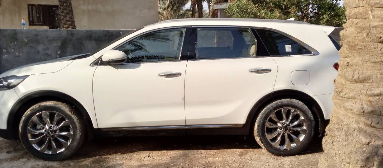 سورينتو موديل 2020 خليجي مكفولة كفالة عامة المواصفات محرك 6سلندر سبعة راكب لاستفسار الاتصال على الرقم ***********
