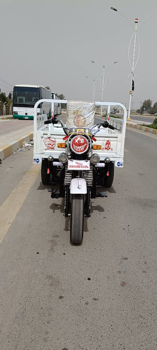 السلام عليكم
الستوته للبيع موديل 16 أوراق كامله بسمي 

الستوته جاهزه ي نقص مابيه كهربايات كله شغل 

محرك 24 برغي مامفتوحه بيه مكفوله من كلشي 

تخم تاير جوبلس اكسن بل جيس جاهزه للخير 

اتريك وين مايعجبك مكفوله من كلشي جاهزه 

مكاني بل ناصريه يم كراج بغداد الموحد 

السعر ( مليون 500 ) رقم ( ***********)
