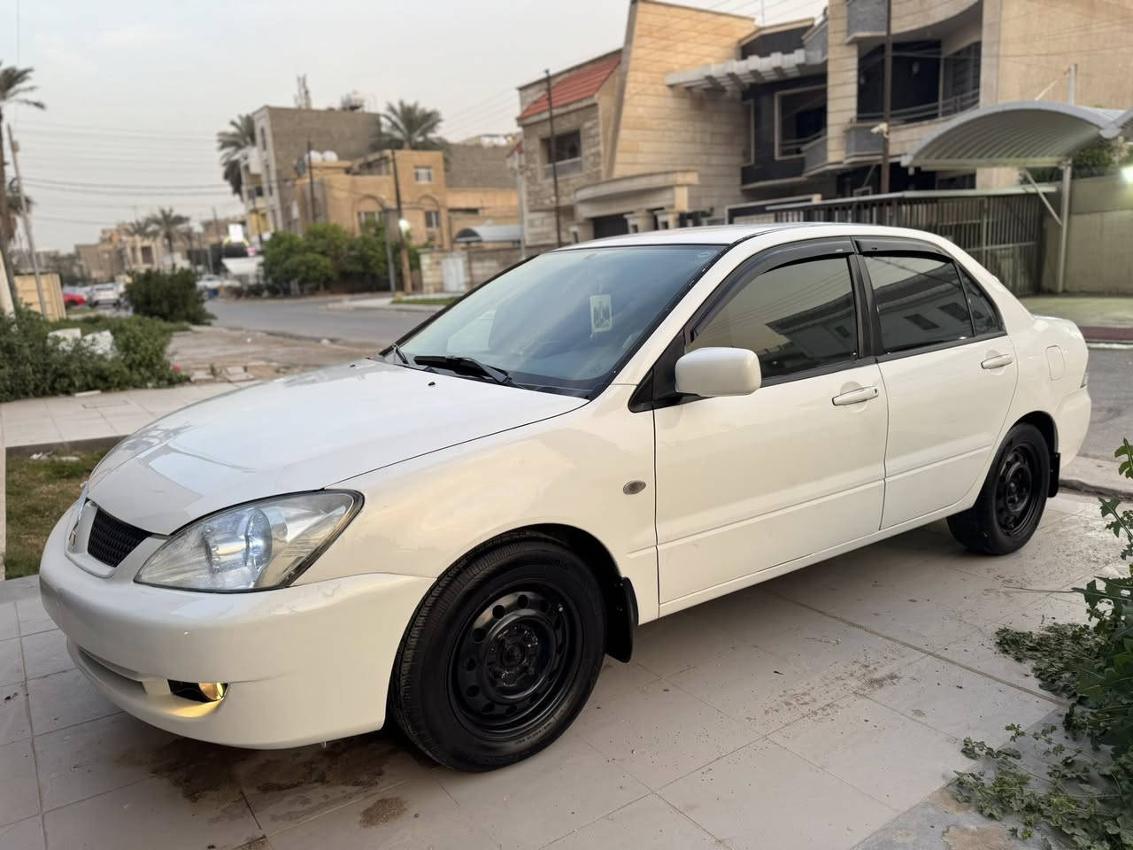 لانسر ٢٠٠٧
سليمانيه بأسمي

كلشي موضح وناشره 

تبريد كير مكينه صدر تايرات كهربائيات كله بلاد السقف بي جلح 

مكينه ١٥٠٠ قبغ اسود 

السعر (٧٧) وان شاءالله تلكه الاحسن والافضل بأقل من هيج سعر

***********
