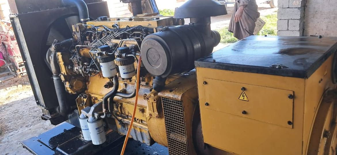 مولد لبيع موجود ديالى اتصل على ***********
