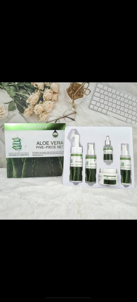 نبدي بالصلاة على محمد وآل محمد 
يله وينهم كيكاتي 
كورس الصبار هذا الكورس سحر للبشره💕💕
اتحدى زبونه تاخذه خلال ١٠ايام واتكول وجهي ماصار كيكايه
الكورس متكون من 😉
كريم لارا ياسر 😘
كريم مرطب بالصبار
واقي شمس بالصبار 
سيروم الصبار 
غسول الصبار 
تونر الصبار 
سعر الكورس ٣٠الف 
يله بناتي اهجمو 😅😅
لايكاتكم الحلوه 
شاركو المنشور 💕💕


**إذا كنت صاحب هذا الإعلان وتريد حذفه لأي سبب، رجاءا أرسل رسالة إلى الدعم الفني**