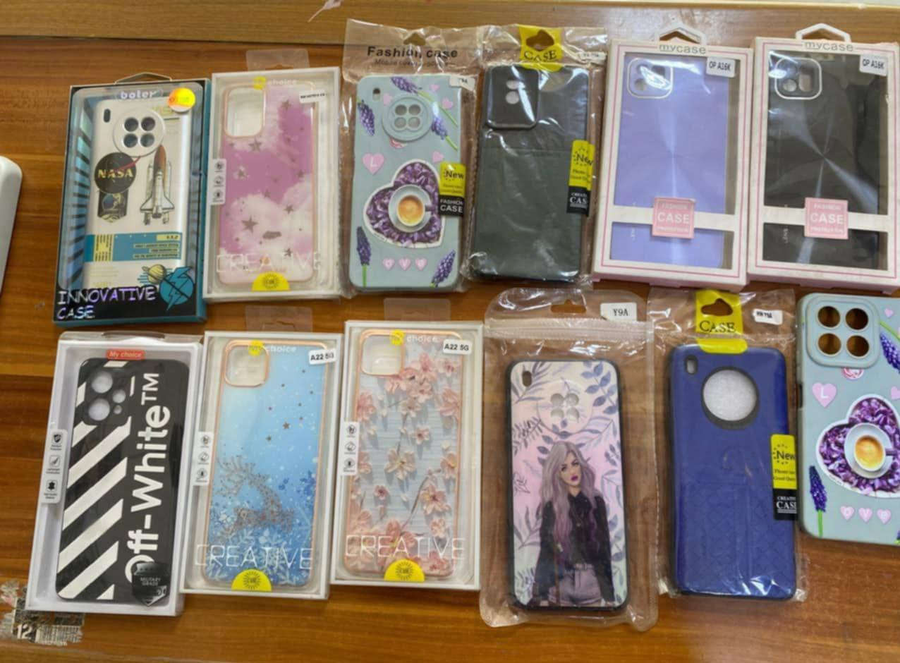 140 كفر مشكل هواوي وسامسونج وايفون للبيع 
السلام عليكم عندي 140 كفر للبيع مشكل هواوي وسامسونج وايفون ب40 الف واكو بعد صور للكفرات للإستفسار خاص


**إذا كنت صاحب هذا الإعلان وتريد حذفه لأي سبب، رجاءا أرسل رسالة إلى الدعم الفني**